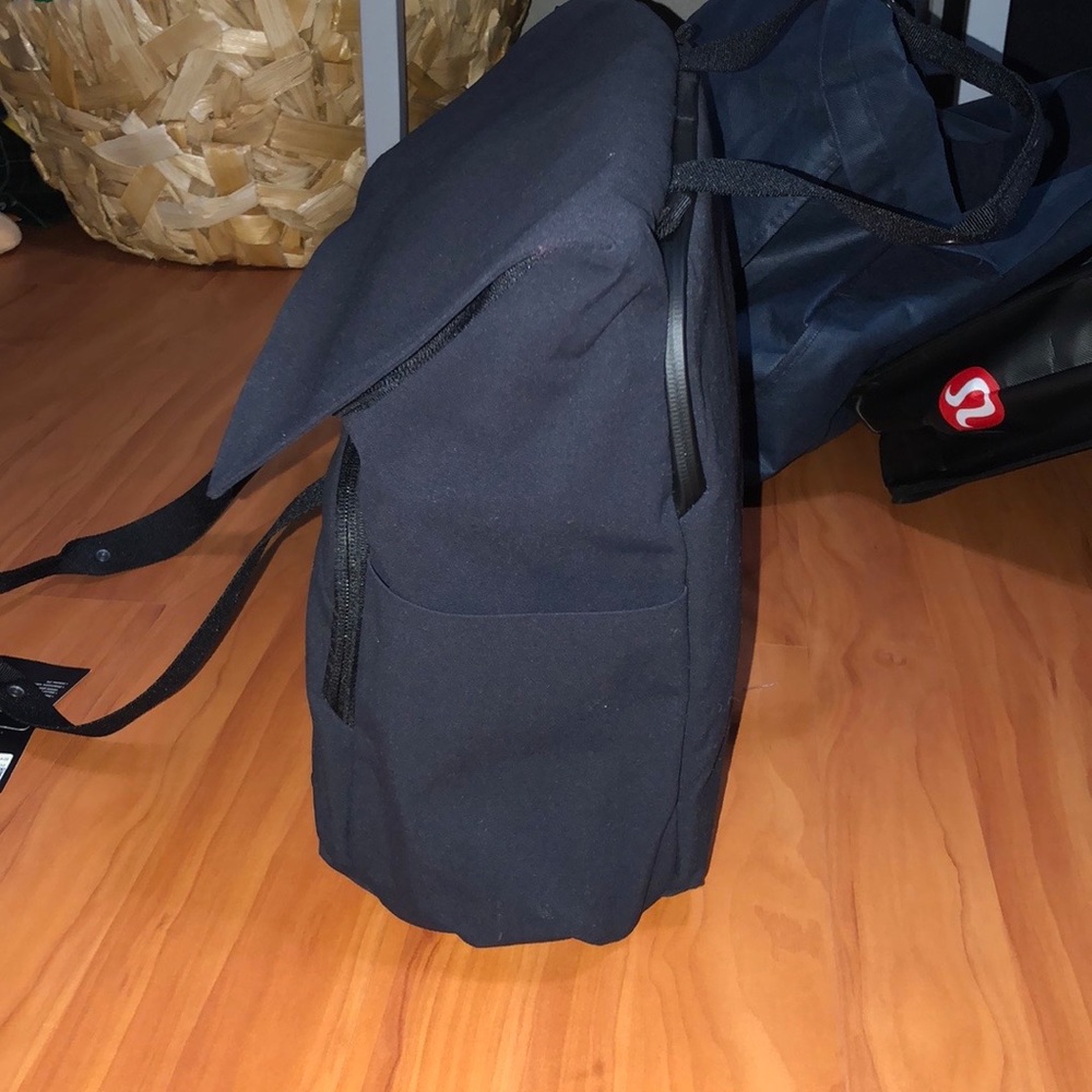 Lululemon Duffle Bag - Picture 2 of 7